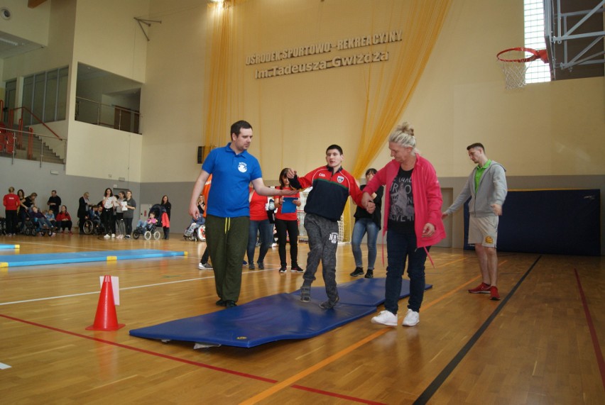 Sportowe emocje w SOS-W w Słupsku [zdjęcia]              