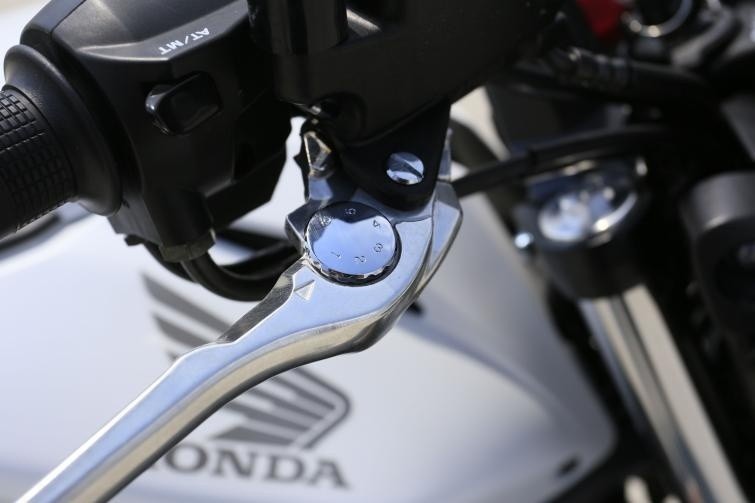 Testujemy: Honda NC750S DCT – poprawiony naked z automatem...
