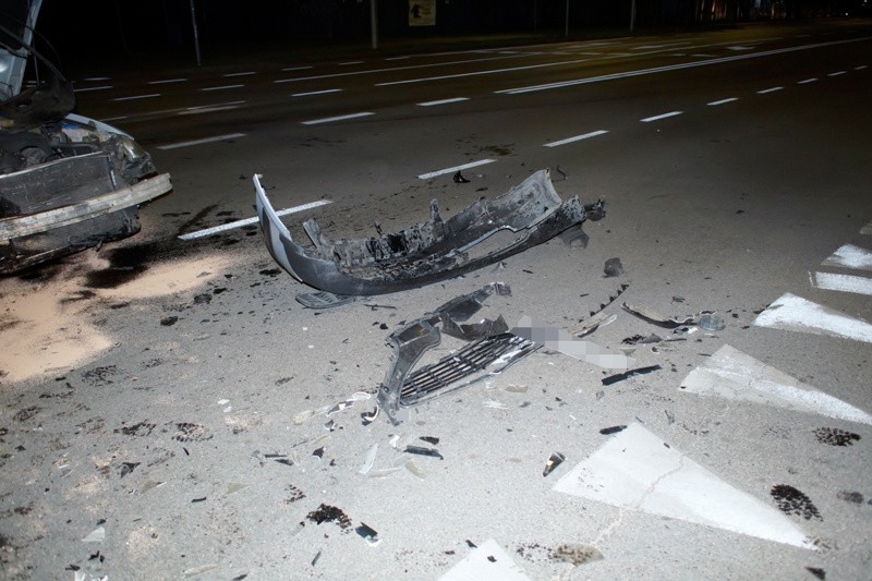 Zderzenie dwóch samochodów na ulicy Szczecińskiej w Słupsku [ZDJĘCIA]