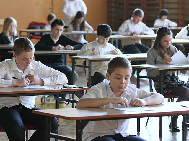 W Szkole Podstawowej nr 7 na Strzemięcinie test zdawało 77 szóstoklasistów