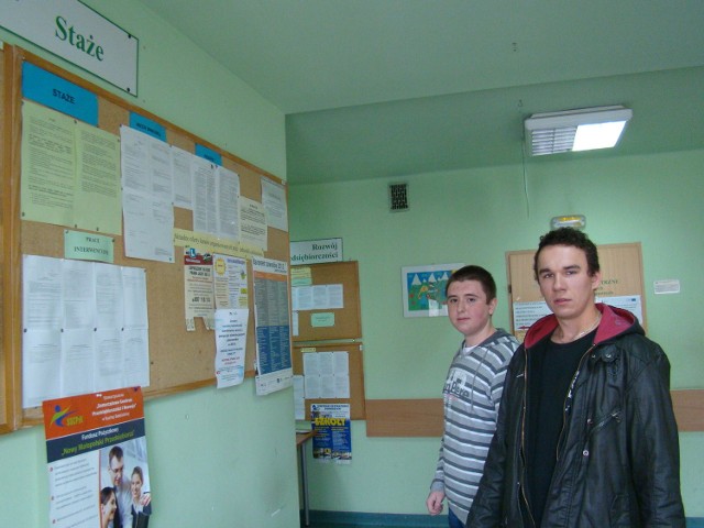 Kordian Hamerski (z prawej) i Mateusz Pańczyszak z Oświęcimia szukają pracy