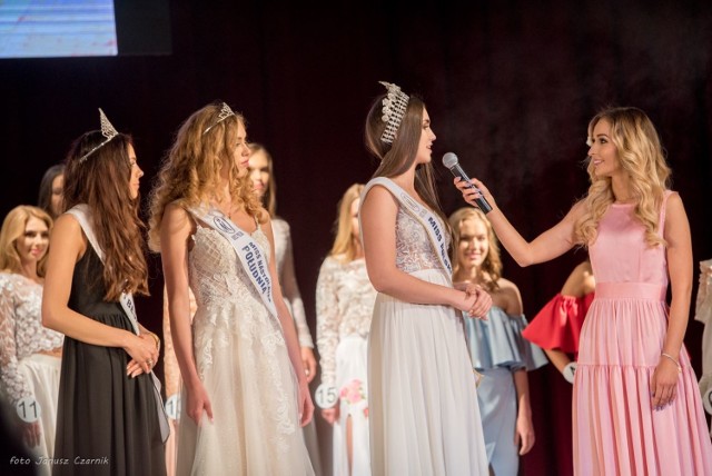 Tegoroczną Miss Beskidów została pochodząca z Katowic 20-letnia Anna Maria Jaromin, natomiast Miss Nastolatek 2018 - 16-letnia Martina Czeszak z Bytomia.Miss Beskidów 2018 - WYNIKIMISS PUBLICZNOŚCI NASTOLATEK 2018: Zofia Porębska MISS PUBLICZNOŚCI 2018: Luiza Szczerbowska MISS BESKIDÓW  NASTOLATEK 2018:  Martina Czeszak MISS BESKIDÓW 2018:  Anna Maria Jaromin