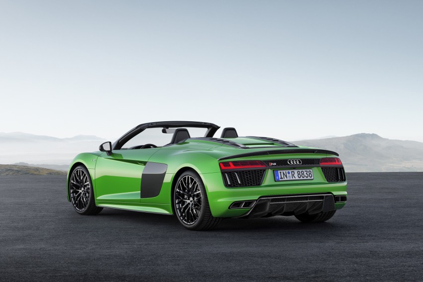 Audi R8 Spyder V10 plus...