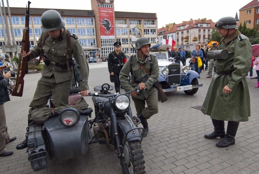 Inscenizacja przy koszalińskim ratuszu