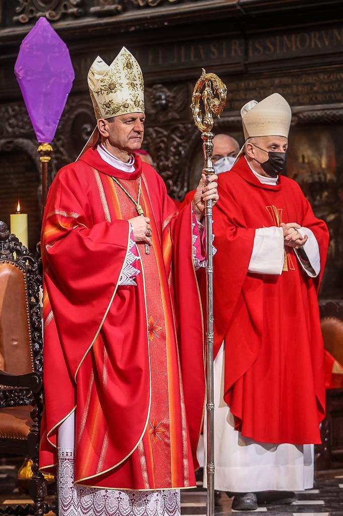 Pochodzący z Kielecczyzny arcybiskup Tadeusz Wojda rozpoczął posługę w Gdańsku. Ingres odbył się w Niedzielę Palmową [ZDJĘCIA]