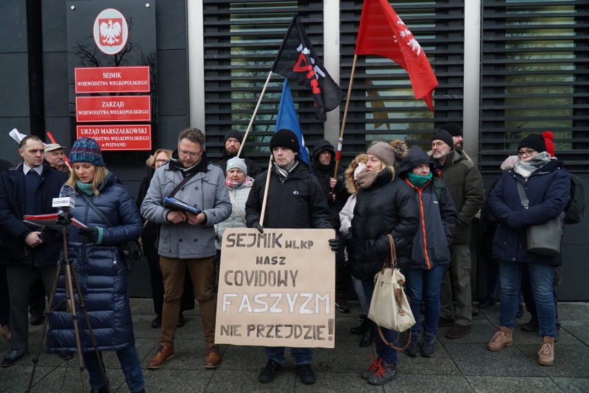 Protest przeciwników wprowadzenia obowiązkowych szczepień....