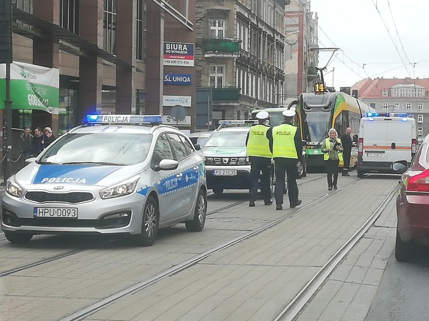 W niedzielę, około godziny 13 doszło do zderzenia samochodu...