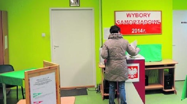 Prokuratura ma sprawdzić, czy w gminie  Miastko doszło do wyborczej korupcjI. Zarzuty są poważne. Doniesienie wpłynie lada dzień. Natomiast kandydat oskarżany o korupcję twierdzi, że zarzuty są nieprawdziwe.