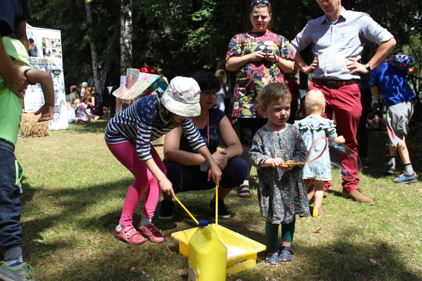 Wygiełzów. Tysiące osób odwiedziły skansen w ramach Festiwalu Etnomania [ZDJĘCIA]