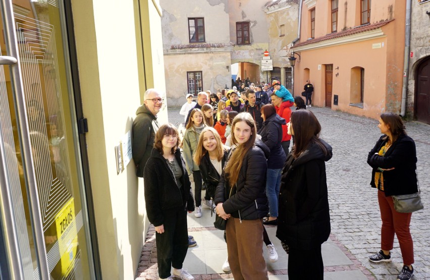 Kolejka po sławę w Lublinie, czyli casting do nowej produkcji Netflixa pt. „Pan Samochodzik i templariusze”. Zobacz zdjęcia!