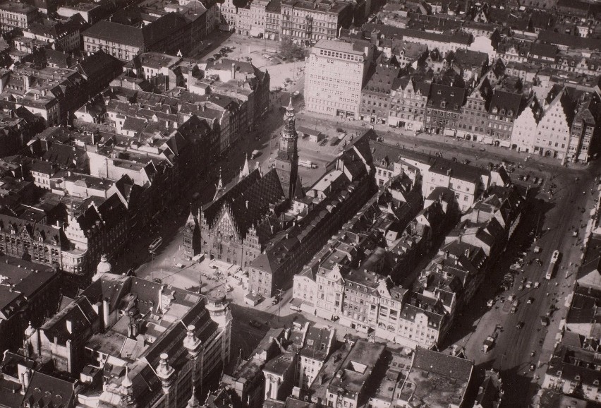 Rok 1938 - widok na Rynek i plac Solny od strony wschodniej