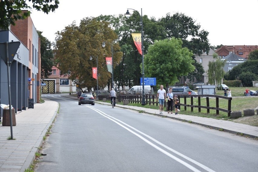 W Malborku turyści skarżą się na „najdroższy parking w Polsce”. Władze miasta nie potrafią rozwiązać problemu