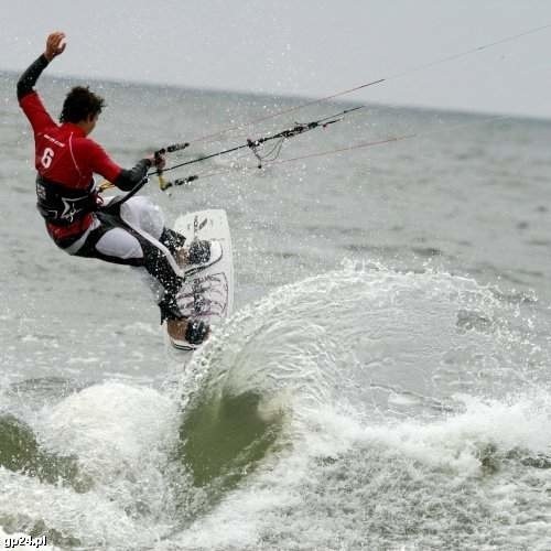 Zawody kitesurfingowe odbędą się na jeziorze Dąbie.