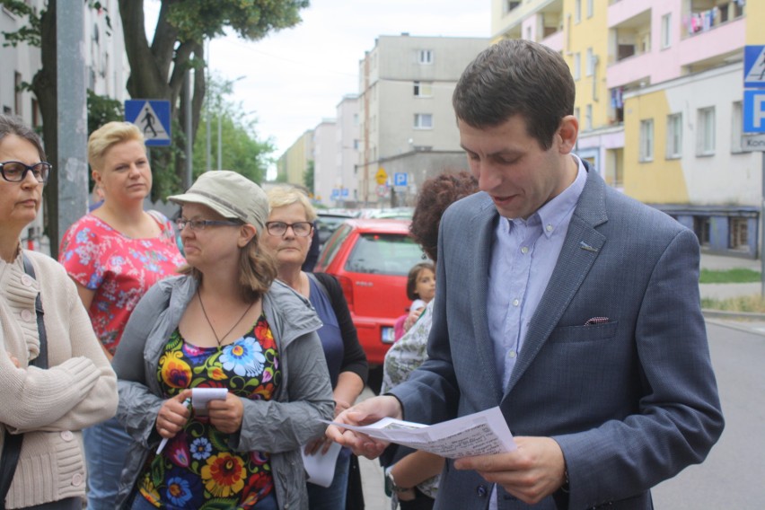 Warszawski architekt Grzegorz Mika odkrywał sekrety gdyńskiego modernizmu. Tym razem na Grabówku