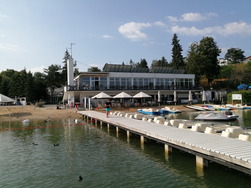 Właściciel hotelu Kaskada nad jeziorem Kierskim w Poznaniu...