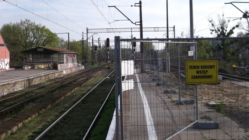 Wrocław: Na stacji Mikołajów pociągi odjeżdżają tylko z peronu drugiego (ZDJĘCIA)