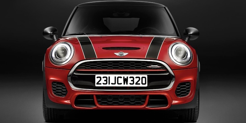 MINI John Cooper Works robi piorunujące wrażenie osiągami...