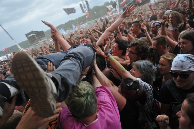 PolAndRock Festiwal 2018 (dawniej Przystanek Woodstock) to koncerty, spotkania ze znanymi ludźmi i cała masa innych atrakcji. Ale nie wszyscy chcą spędzać na festiwalowym polu dzień i noc. Tym, którzy przy okazji pobytu w Kostrzynie chcieliby odwiedzić ciekawe miejsca, podpowiadamy co warto zobaczyć.