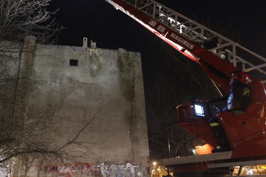 Katastrofa budowlana na Kilińskiego. Zawaliła się kamienica [ZDJĘCIA+FILM] 