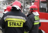 Pożar budynku wczasowego w Cisowie. 17 zastępów w akcji