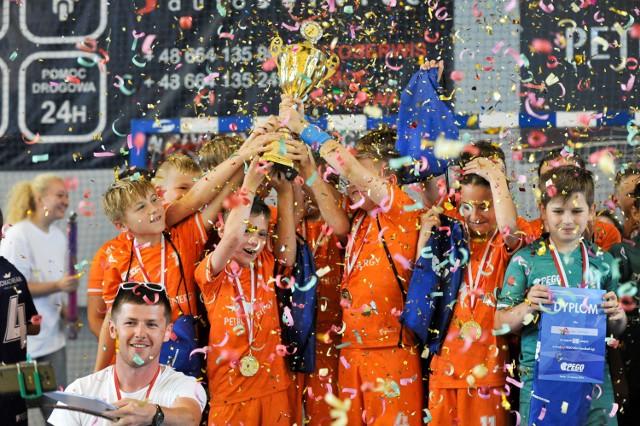 II edycja PEGO Mini Handball Ligi stała na wysokim poziom. Tytuł obronił zespół z Kolonowskiego.