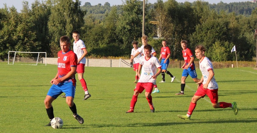 Spartakus Daleszyce wygrał z Wisłą Sandomierz 3:0.