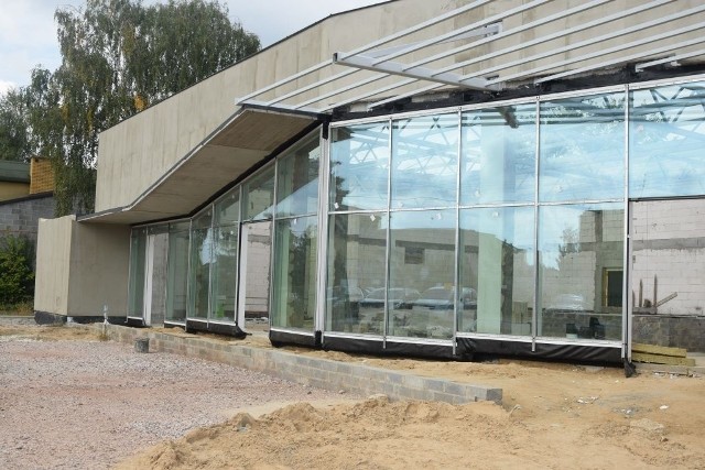 W Białobrzeskim Centrum Kultury będzie między innymi sala kinowa, trwa budowa nowego skrzydła.
