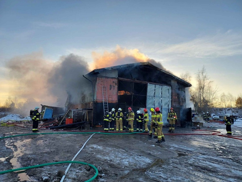 Pożar garażu w Werblini (07.02.2023)