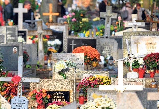 Na cmentarzu komunalnym w Kołobrzegu pochowanych jest 20 tys. osób. Nowych miejsc wystarczy jeszcze na kilka lat