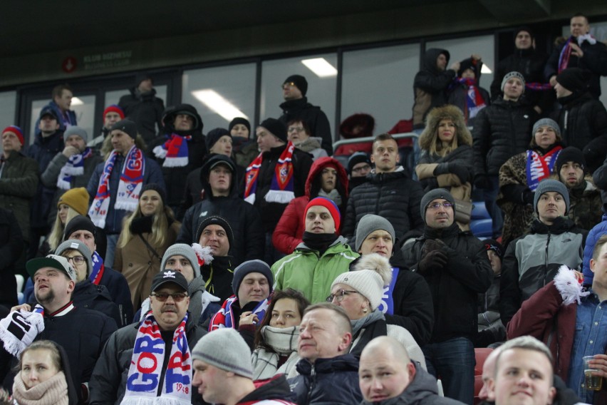 Górnik Zabrze - Wisła Kraków: mimo zimna, na trybunach był...