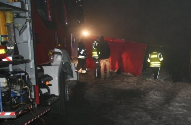 Tragiczny wypadek w Wielowsi. Zginał 25-letni pasażer samochodu