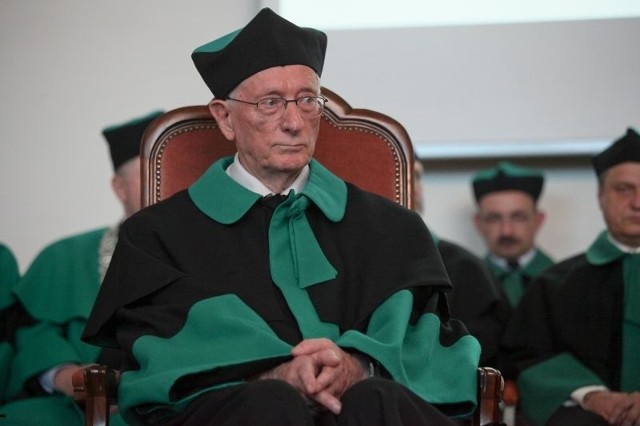 Zenon Mróz doktorem honoris causa