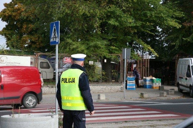 Policjanci prowadzili swoje działania między innymi na ulicy Struga w Radomiu.