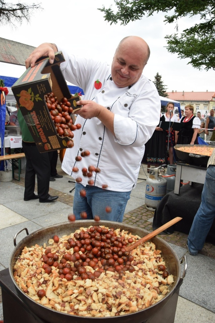 Pomidorowe święto w Krzeszowicach. Konkursy z warzywnymi okazami 