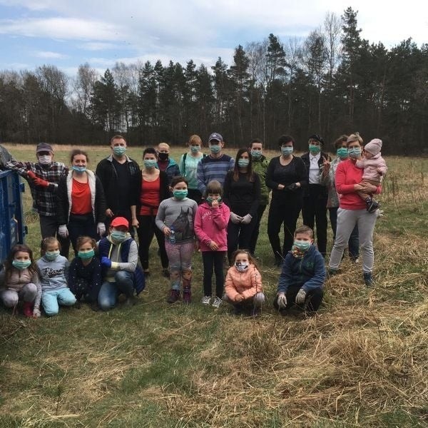 W gminie Woźniki wolontariusze sprzątali las w ramach ogólnopolskiej akcji
