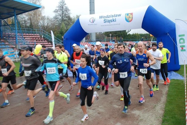 Ponad 250 biegaczy wystartowało w X Półmaratonie Wodzisławskim