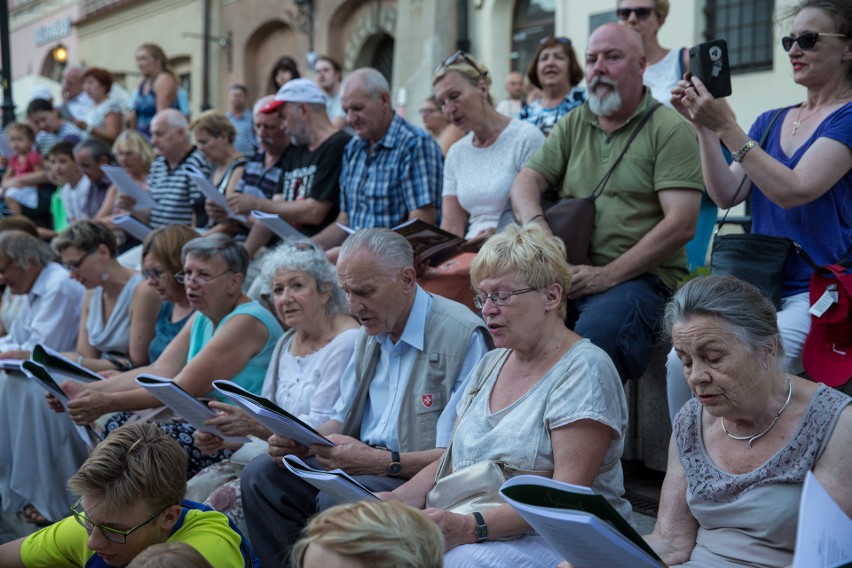 „Nie masz to jak Pierwsza, nie”. 65. Lekcja Śpiewania w Krakowie [ZDJĘCIA, WIDEO]