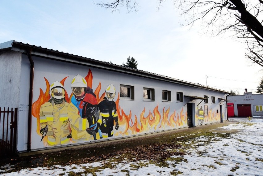 W Łodzi powstał pierwszy w naszym regionie mural strażacki ZDJĘCIA