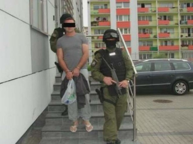 Groźnego przestępcę o pseudonimie "Adidas" zatrzymano w centrum Bydgoszczy