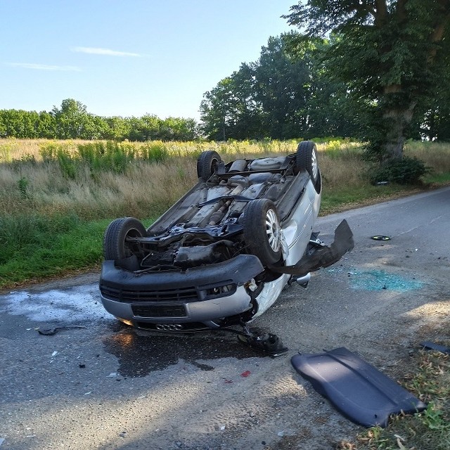 Wypadek w miejscowości Lulewiczki. Audi uderzyło w iveco. Są ranni