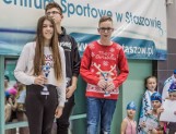 Pływackie mikołajki w Powiatowym Centrum Sportowym w Staszowie