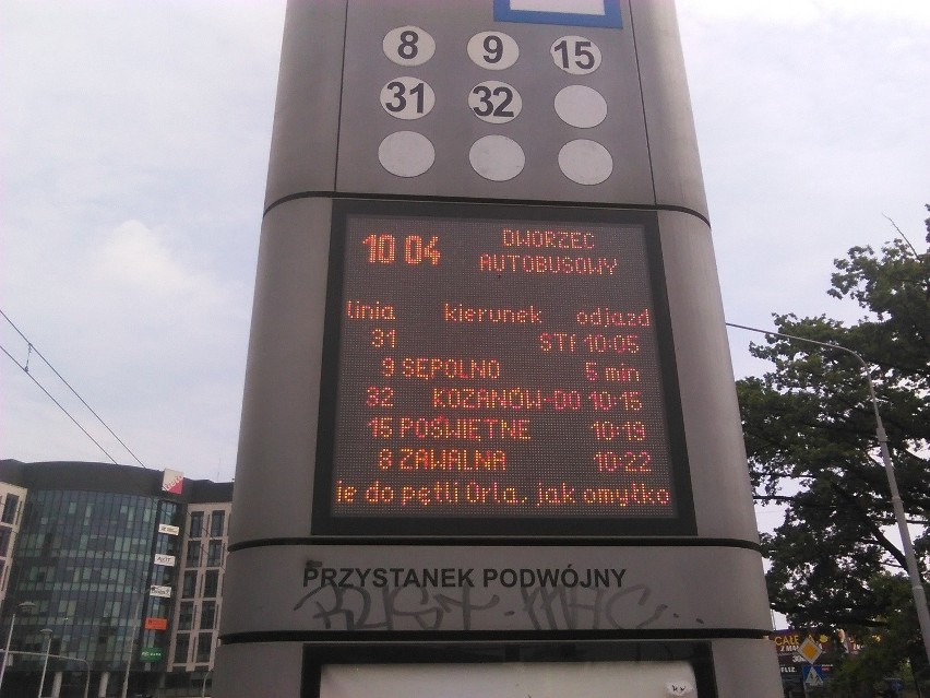 Błąd w rozkładzie jazdy MPK. Tramwaje linii 4 jadą inaczej (FOTO)