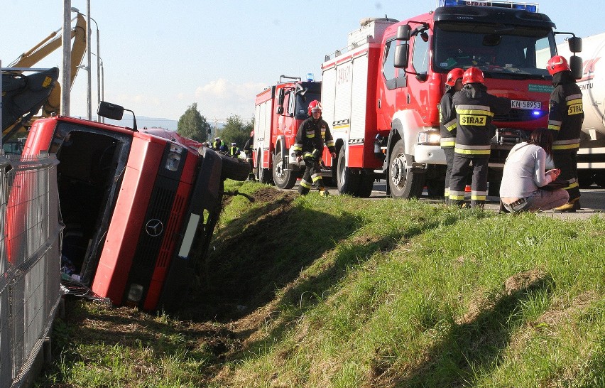 Karambol w Wielogłowach. Trzy osoby są ranne