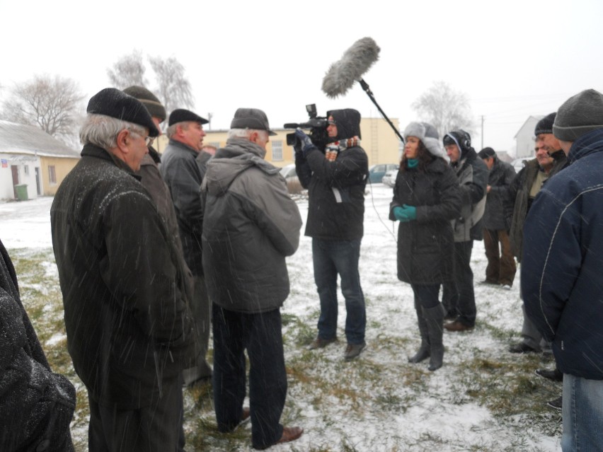 Rolnicy, wierzyciele Jantura, przed kamerą Agroregionów