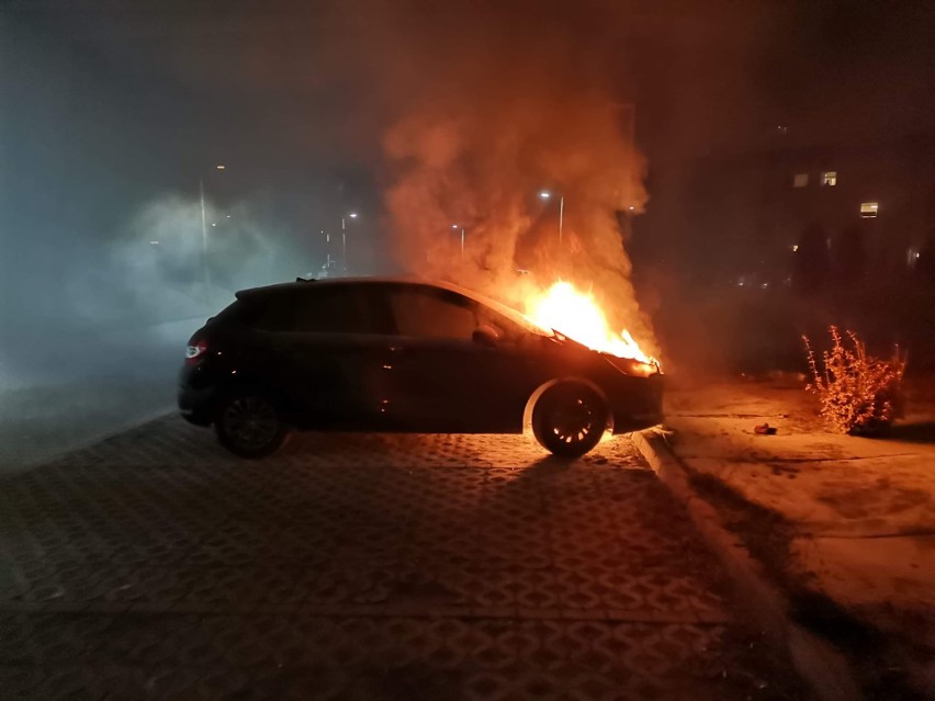 Pożar samochodu prezesa Włókniarza, Michała Świącika...