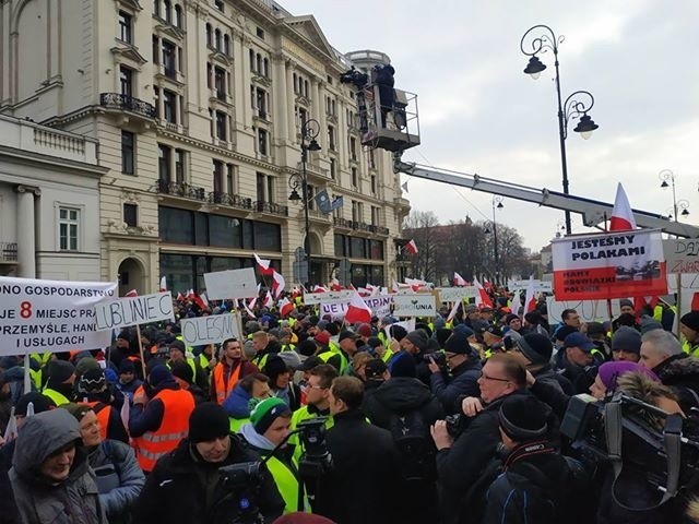 W stolicy trwa protest rolników pod nazwą "Oblężenie...