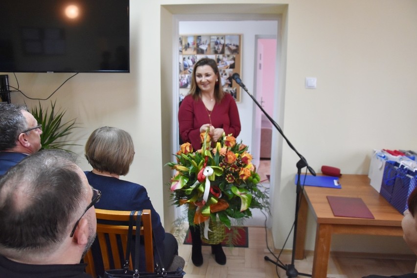 Dominikowice. W tym niezwykłym domu seniorzy mają z kim napić się kawy i porozmawiać. Nie są samotni, a to dla nich jest najważniejsze