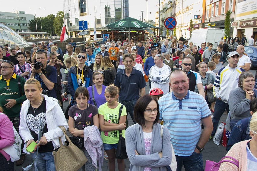 Sosnowiec: hokeiści i koszykarki zaprezentowali się kibicom na Patelni [ZDJĘCIA]