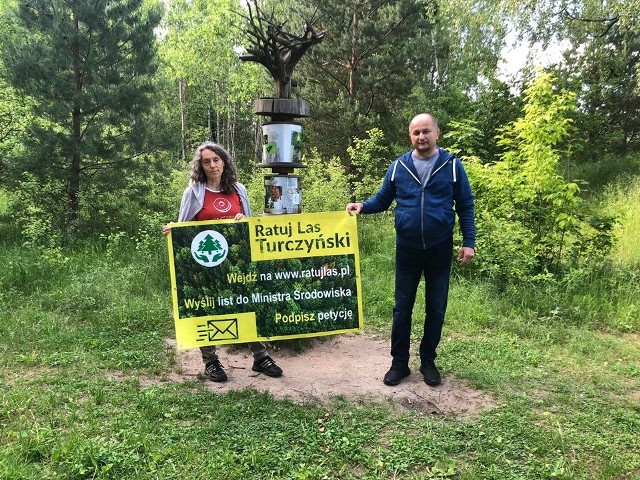 Mieszkańcy już od kilku lat protestują przeciw wycinkom w Lesie Turczyńskim.