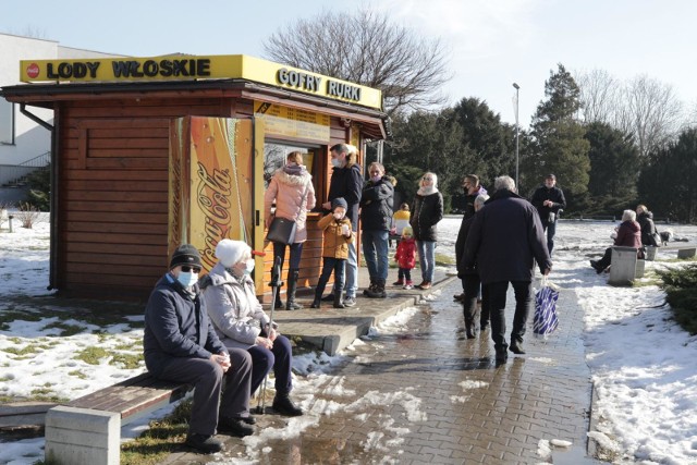 Zobacz kolejne zdjęcia/plansze. Przesuwaj zdjęcia w prawo - naciśnij strzałkę lub przycisk NASTĘPNE